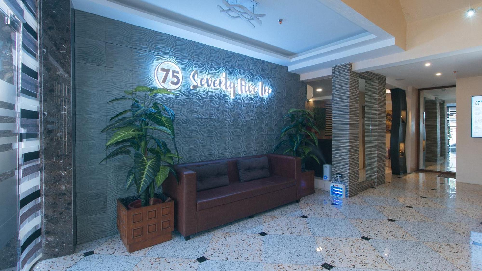 Reddoorz Plus At Seventy Five Inn Near Manila Airport Paranaque City Exterior foto