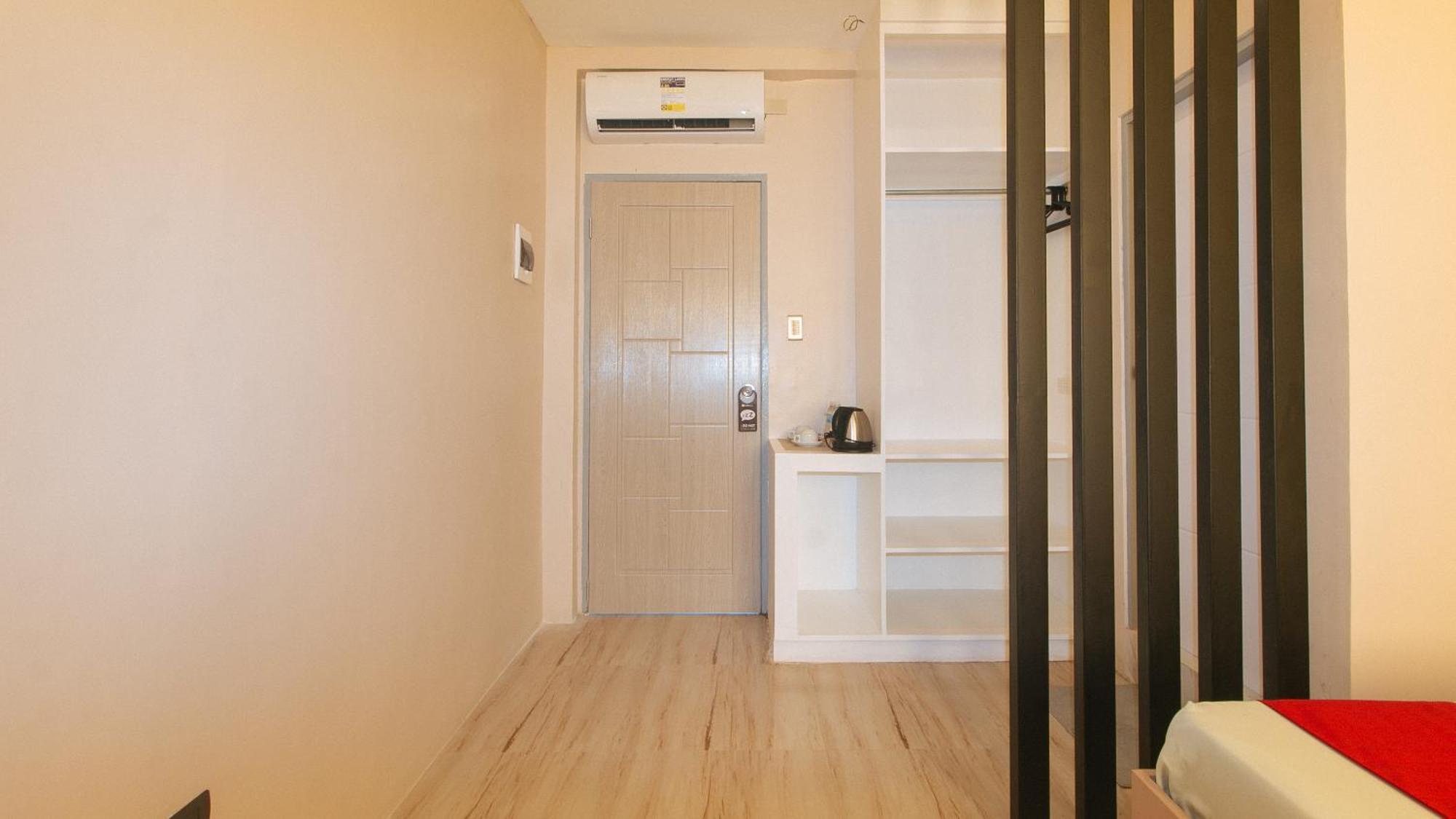 Reddoorz Plus At Seventy Five Inn Near Manila Airport Paranaque City Exterior foto